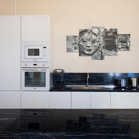 Luxury Apartment Pesaro Papafava ヴェネツィア エクステリア 写真