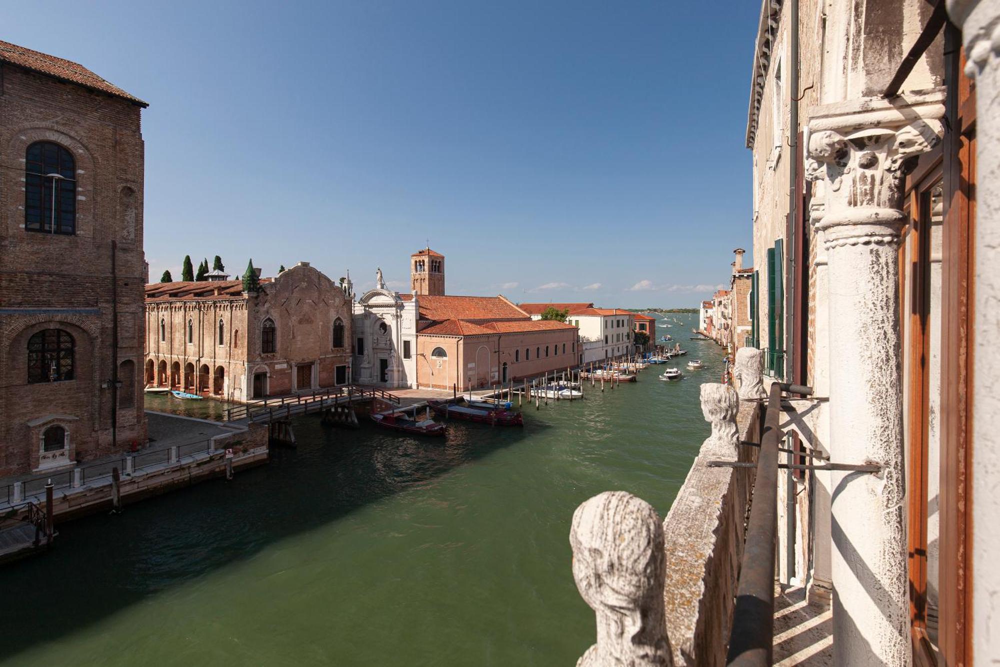 Luxury Apartment Pesaro Papafava ヴェネツィア エクステリア 写真